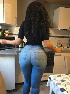 women with beautiful huge ass.