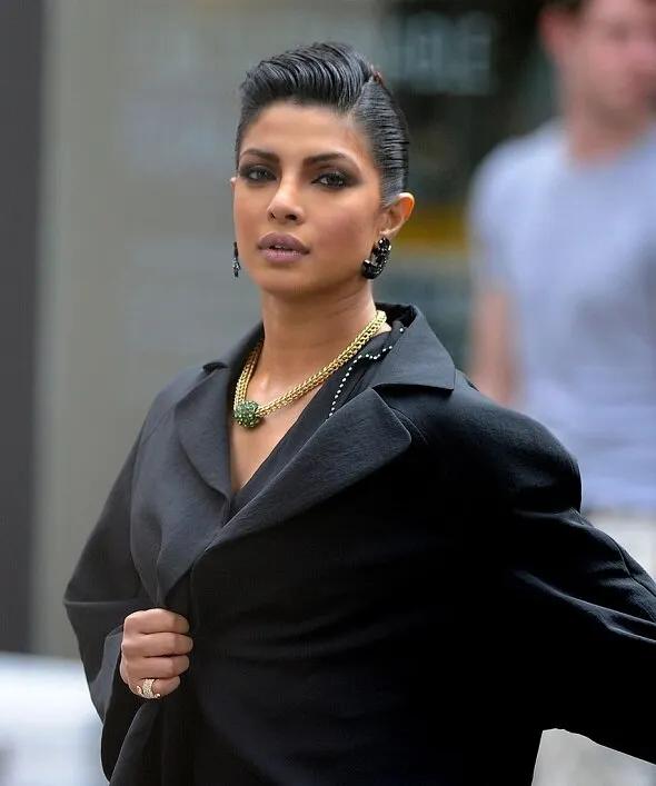 priyanka chopra in times square