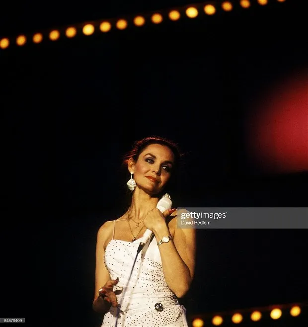 crystal gayle 41st pic.