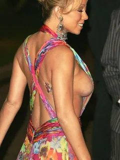 mariah's side boobs