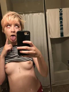 ahegao mirror selfie.