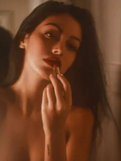 cindy kimberly red lipstick for your white cum