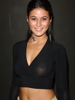 emmanuelle chriqui