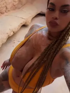 morgan westbrooks bikini selfie