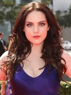 elizabeth "liz" gillies -7/93 -5'7''- 36-25-34''-34b-bra -121lbs -8.5-shoe, pretty hot, sweet cunnilingus! -yum! yum!