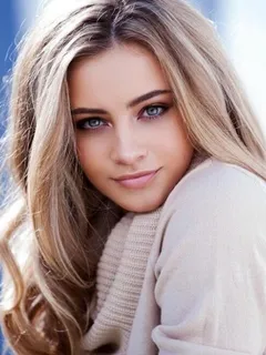 josephine langford is looking sexy as hell