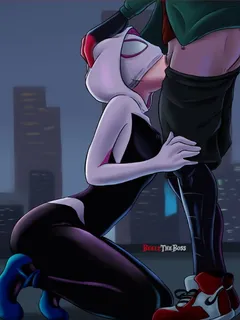 spider gwen blows miles