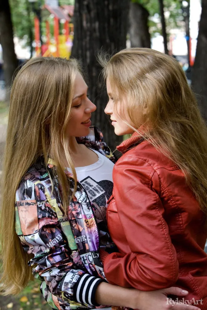 Alexandra and Liv in Rylsky Art set Not Alone