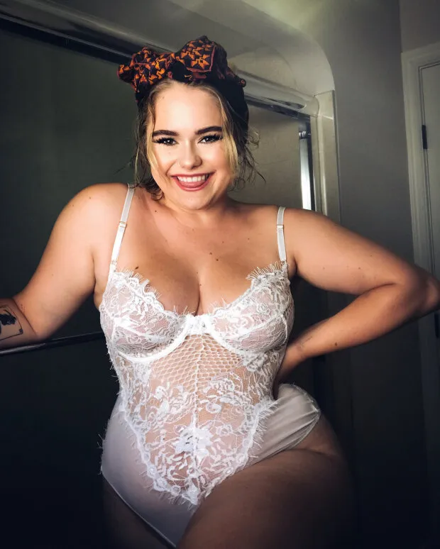 chubby babe