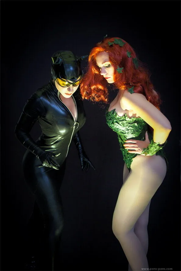 catwoman and poison ivy cosplay