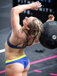 brooke wells right ass