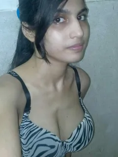 sexy teen hot cleavage south indian instagram