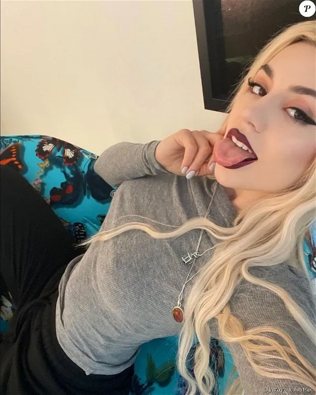 ava max