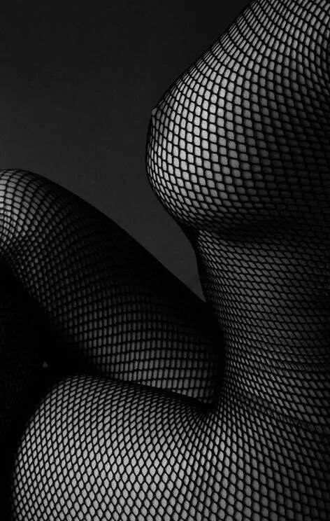 hot erotic b&w shoot