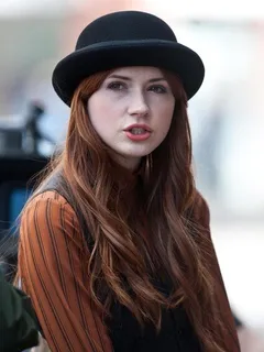 karen gillan