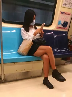 candid legs on the subway