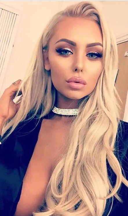 hot bimbo lady