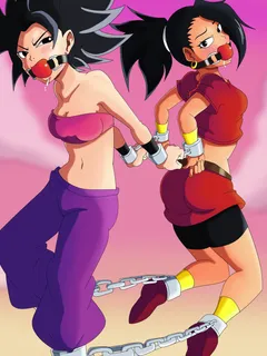 caulifla and kale chained