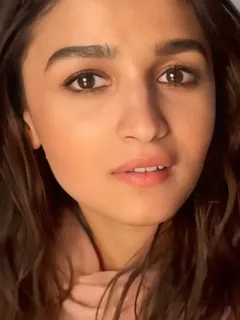 alia bhatt cute face