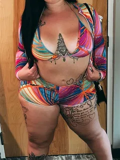 thunda super duper sexy in colorful fit