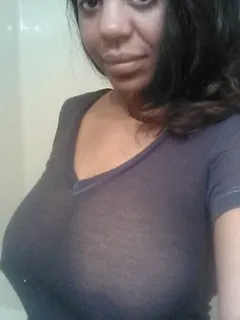 fat black tits see thru shirt on everydaycams