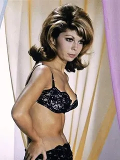 nancy sinatra 12