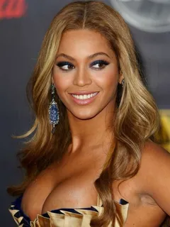 beyonce's sweet pale boobflesh