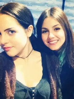 victoria justice and elizabeth gillies