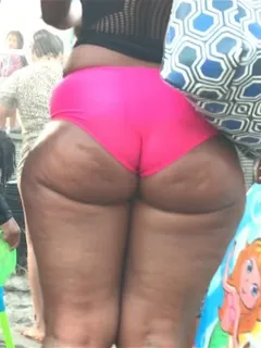 phat ebony candid ass