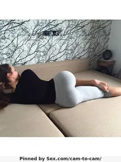 cumming on her yoga pant