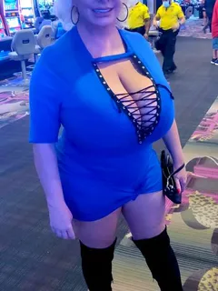 huge tit whore claudia marie at the flamingo casino on the vegas strip on june 5, 2020