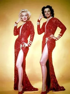 marilyn monroe and jane russell in gentlemen prefer blondes