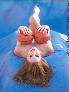 jeanie buss 1st pic.