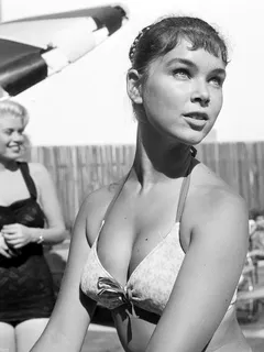 yvonne craig, original batgirl