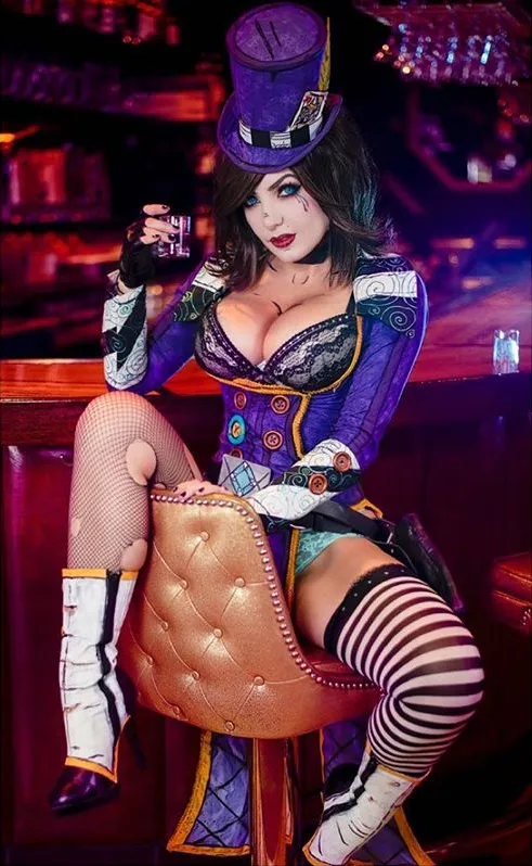 mad moxxi cosplay