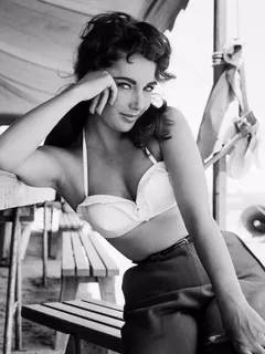 elizabeth taylor monochrome