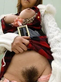 hairy cunt of yui aoyama.