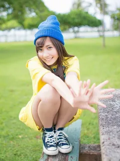 sexy 19 year old japanese upskirt beauty in sneakers