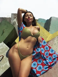gorgeous bikini model
