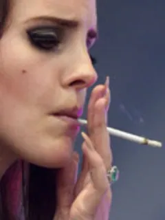 lana del rey smoking capri 120s