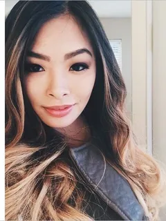 vivian chau selfie