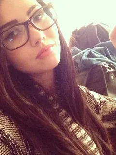 jessica green hipster glasses