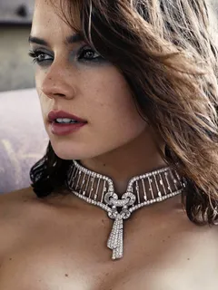 daisy ridley, beautiful freckles