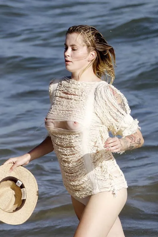 ireland baldwin set location nude stills at beach in malibu on oct.5th 2017