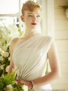 sarah snook