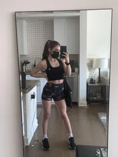 chrissy costanza sexy in sportsbra