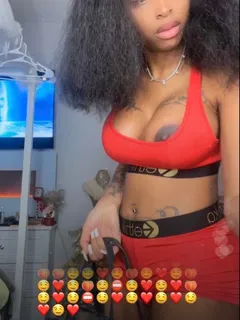 beautiful nipslip, also go listen to her music