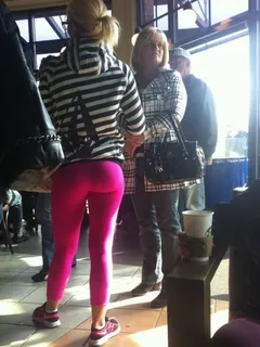 amazing tight pink yoga pants at starbucks