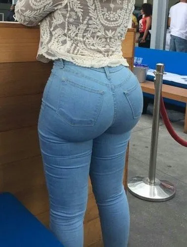 big booty in jeans