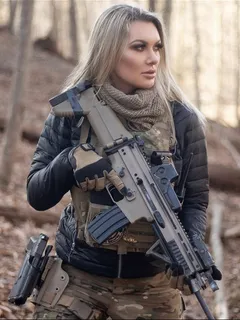 gorgeous gun bunny